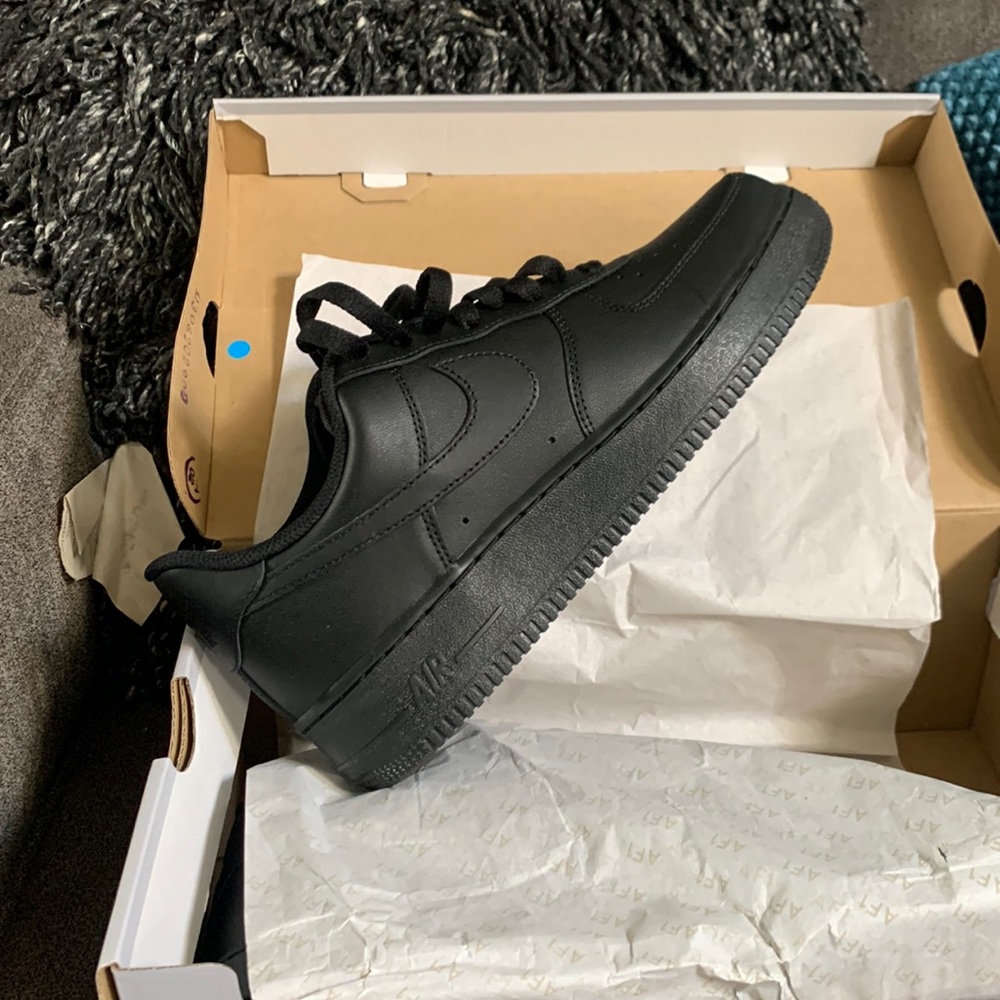NIKE AF-1.’07…BRAND NEW IN BOX